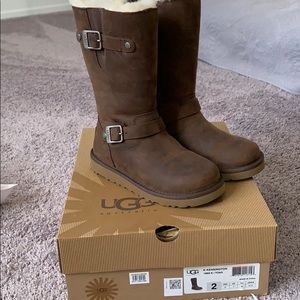 Youth Ugg boot